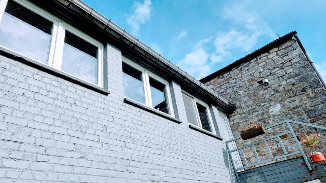 Le Gite De La Gray House Mettet Ngoại thất bức ảnh